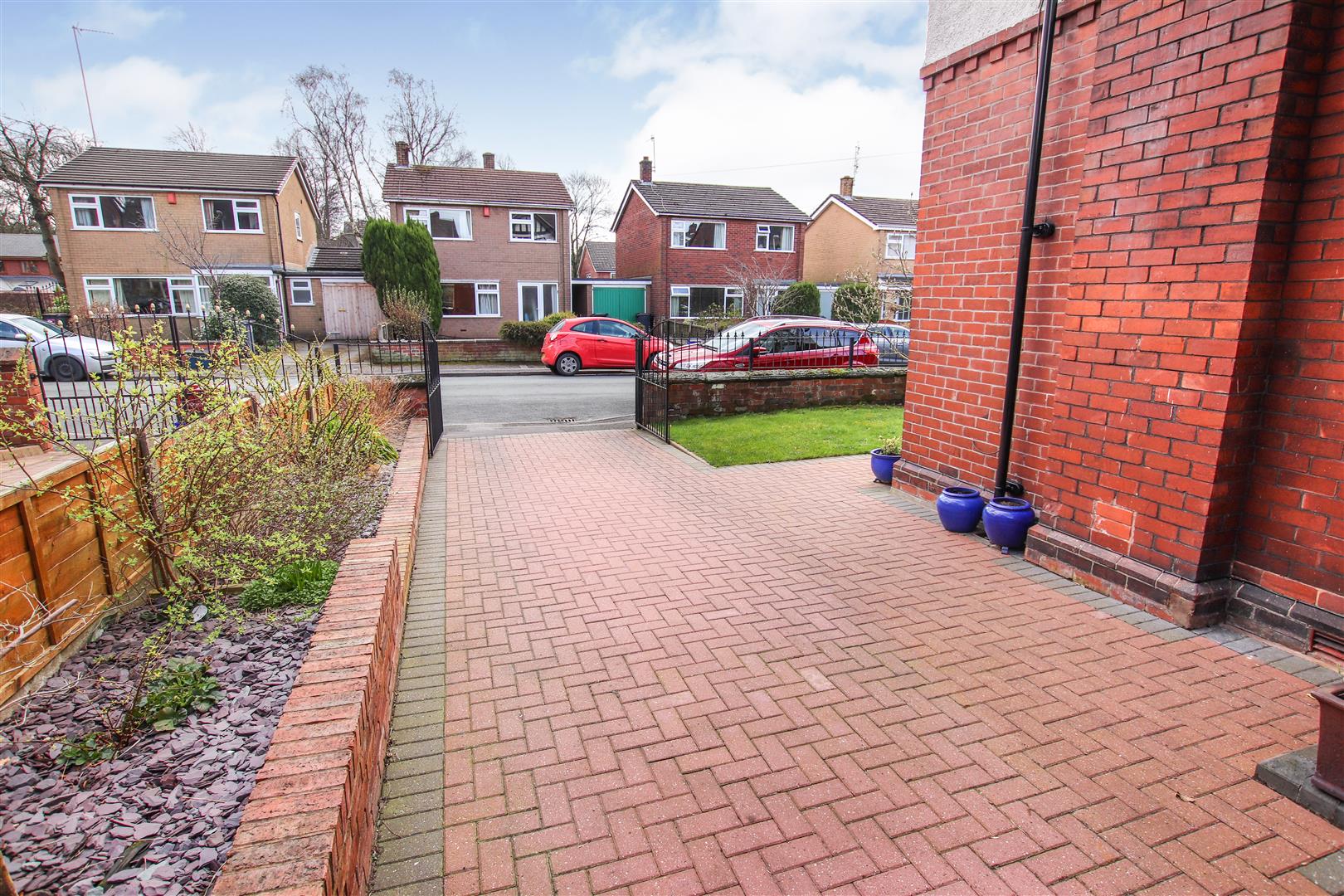 FORE GARDEN